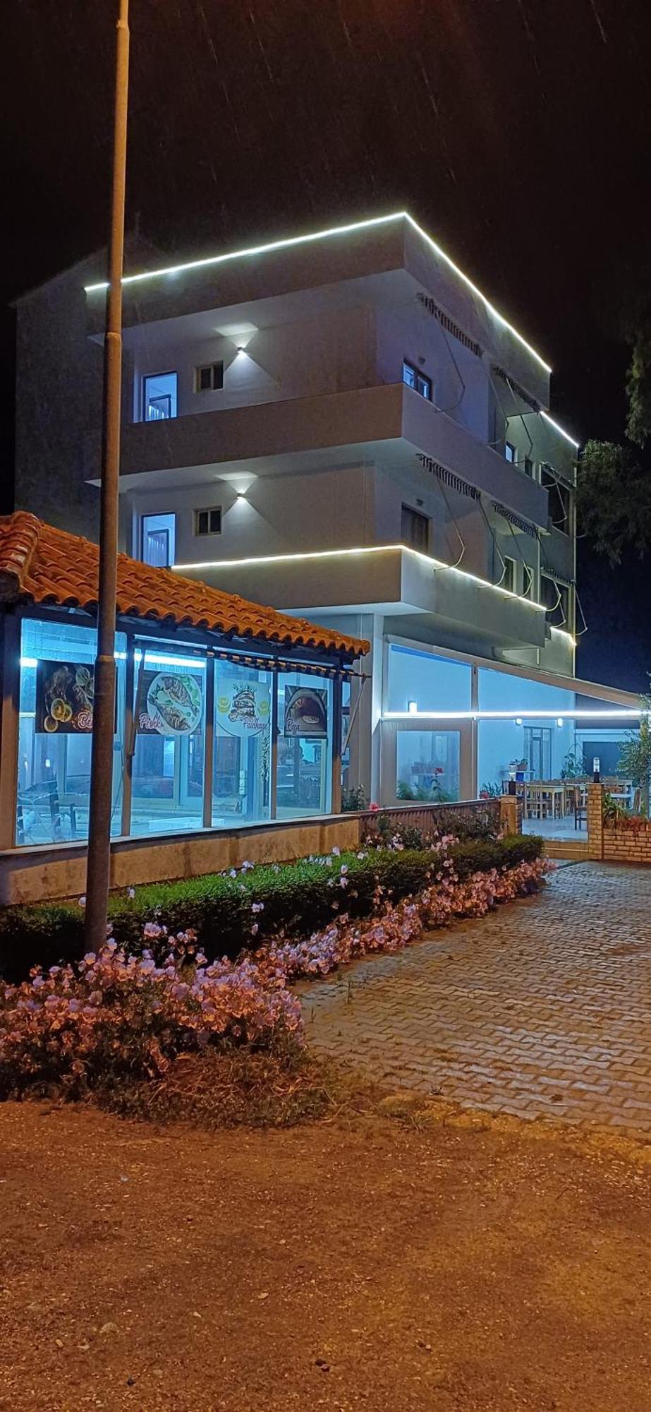 Hotel Lepenica Radhimë Eksteriør billede